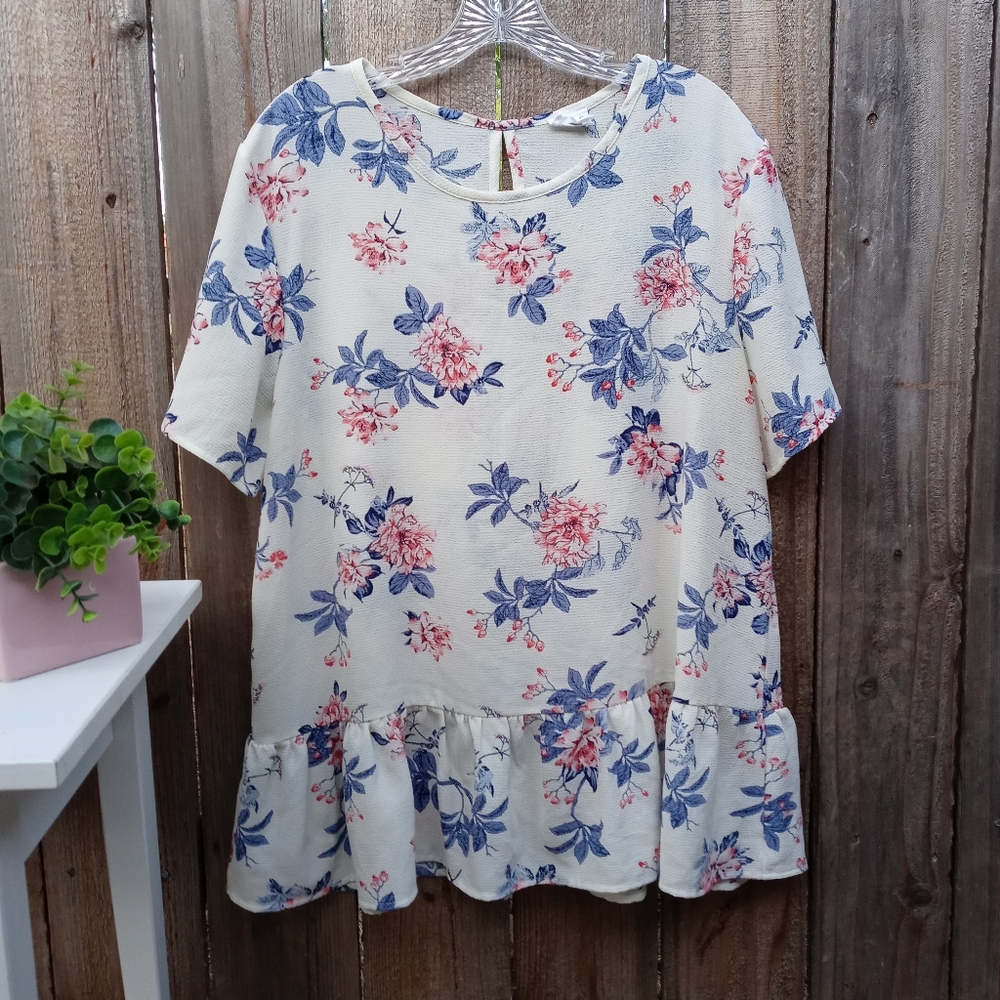 Emberley Women's Short Sleeve Floral Blouse Size Xlarge
